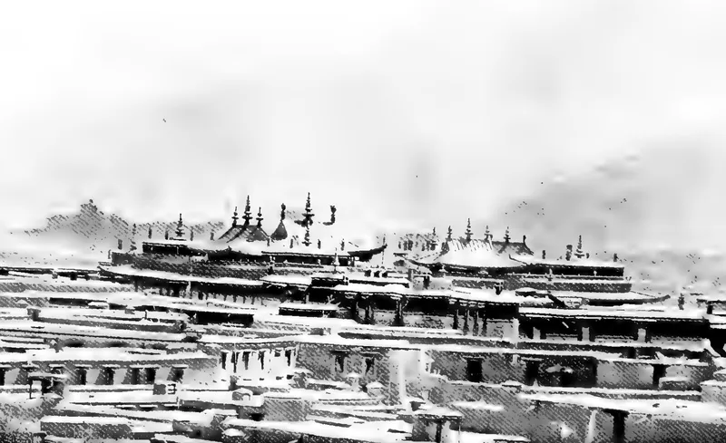 1906年《Lhasa and its Mysteries》所刊大昭寺屋顶远景