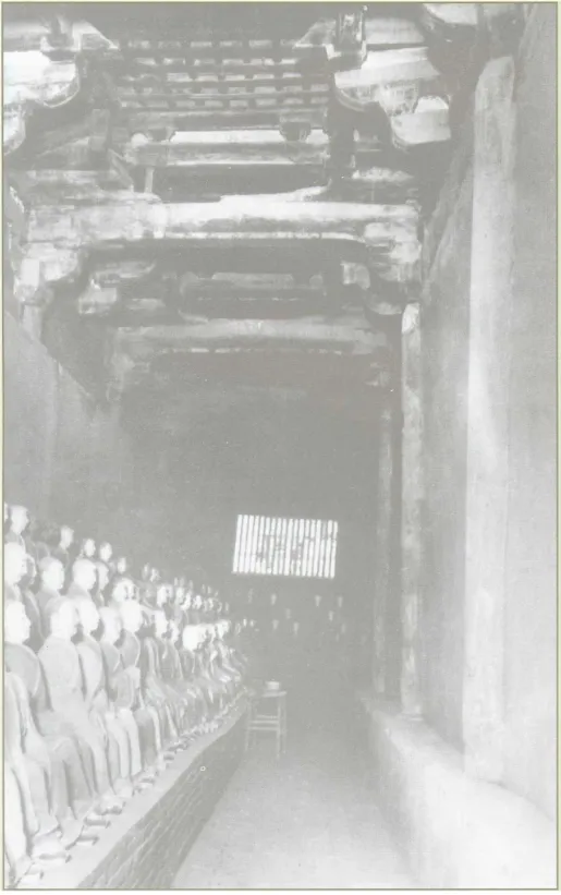 梁思成等摄《中国古建筑图典》整理本：佛光寺大殿后墙佛像