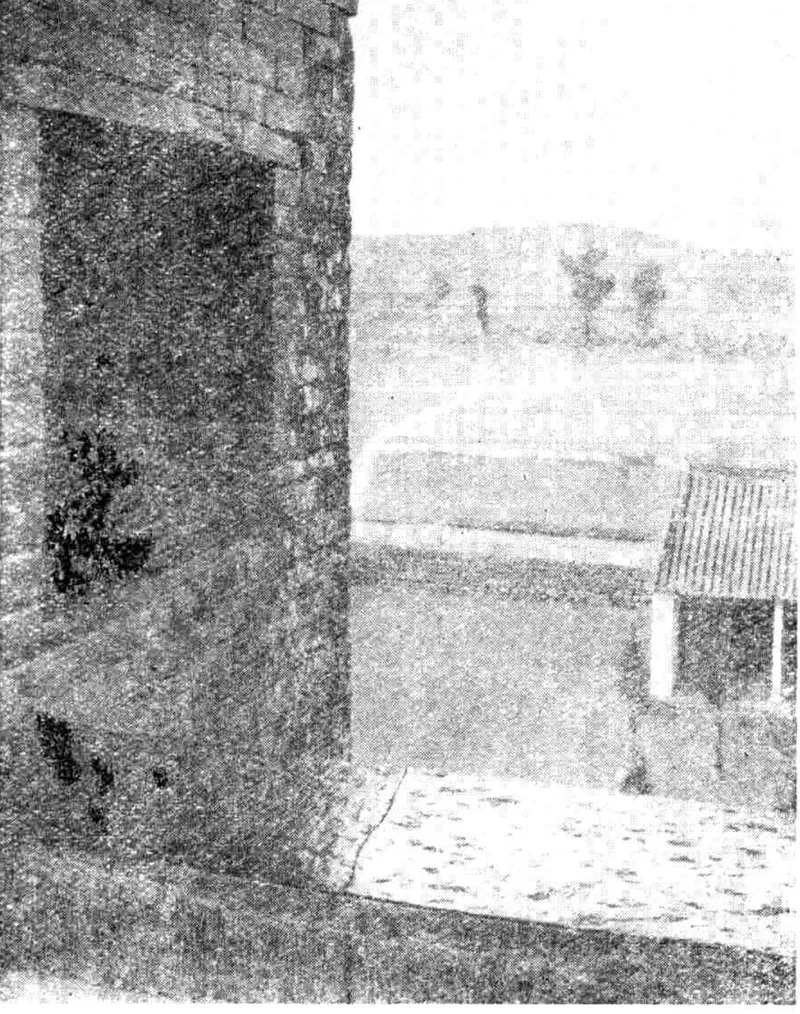 1937年从观星台台上小室中部向北眺望旧影