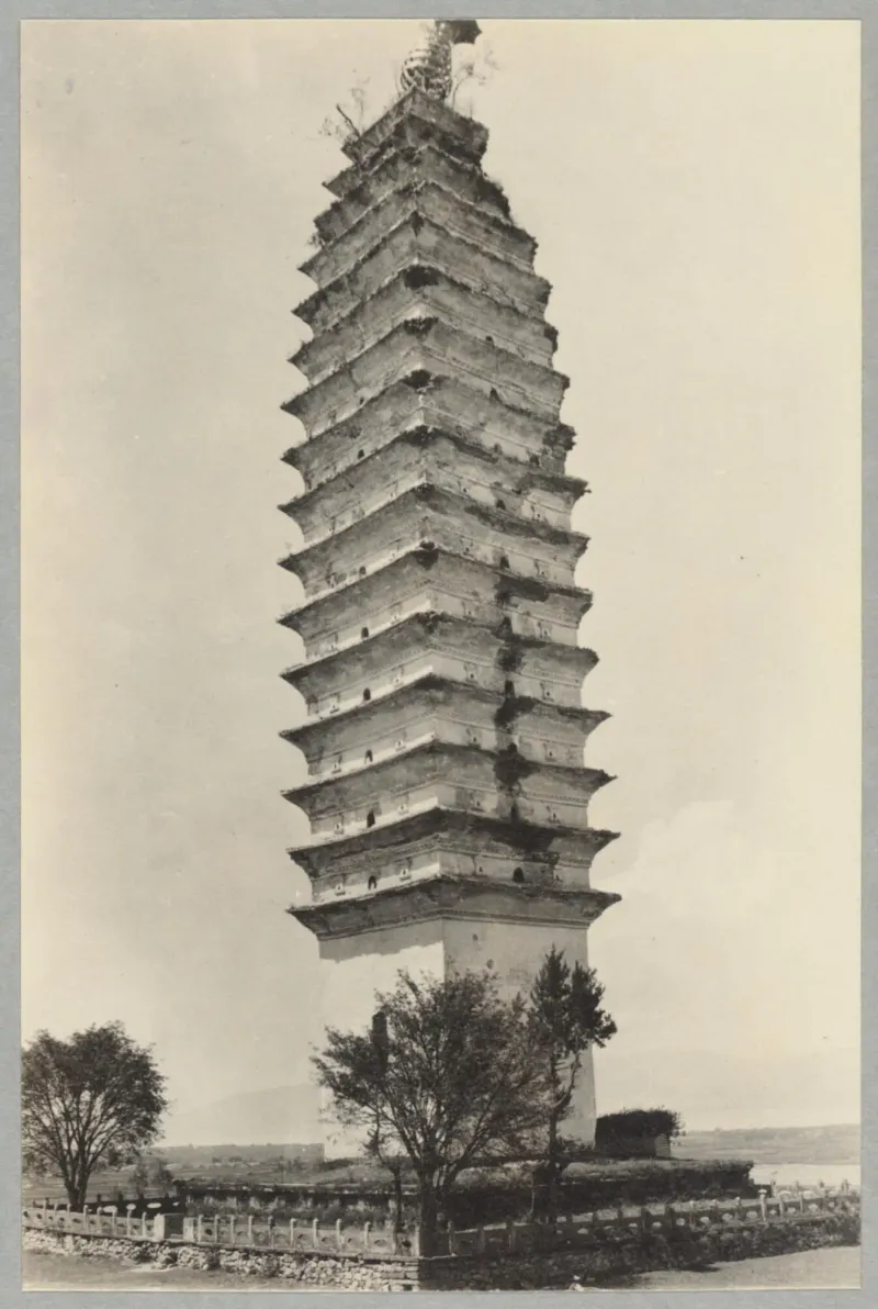 1922 年千寻塔