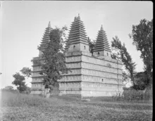 真觉寺金刚宝座 - zhenjuesi wutasi old 01